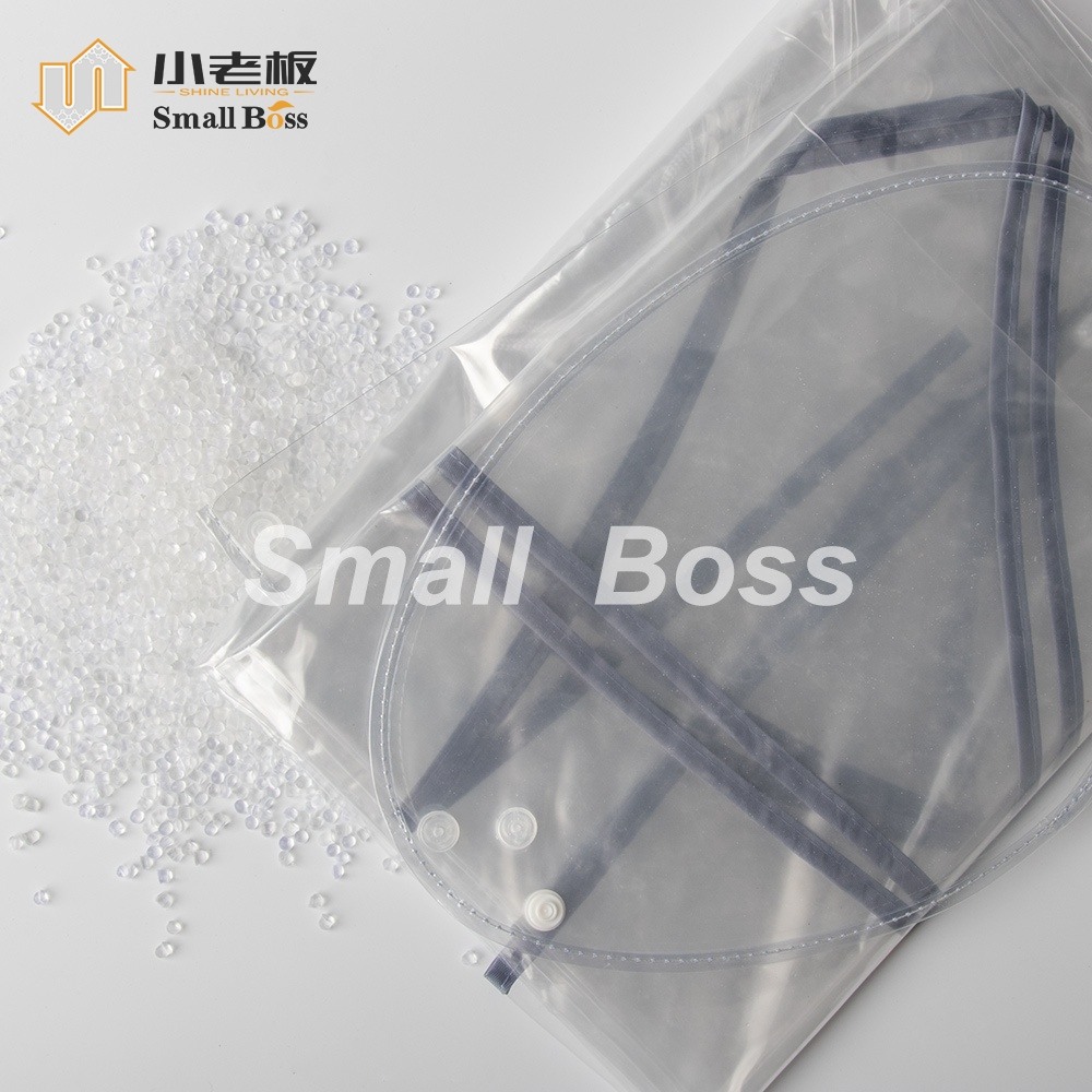 Lightweight, waterproof and low-odor PVC Compound for raincoat